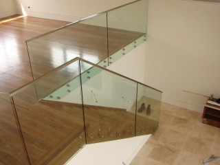 glass-balustrade-batemans-bay