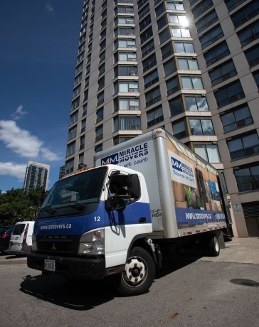 miracle-movers-toronto-big-0